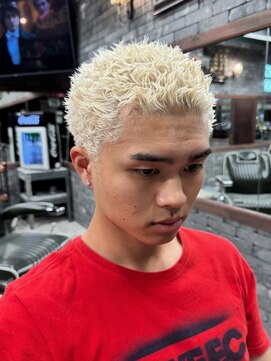 スリーセント 栄(3/cent) イージードリル/スパイキーベリーショート/ホワイトブロンド