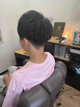 ユニ ヘアサロン イシグロ(yuni HAIRSALON ishiguro) 軽めのマッシュ