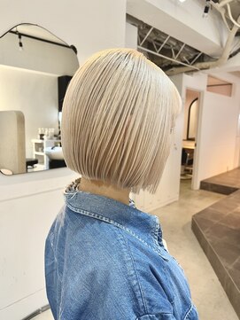 ハイトーン/ボブ/ミルクティー/デザインカラー