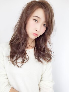 ミディアムレイヤー×パーマ