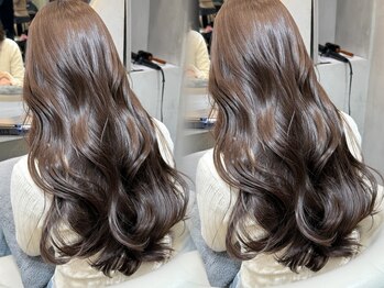 グローアイヴィ 大宮(GLROW IVY)の写真/コテ巻きスタイリングで叶える♪理想の透明感カラーで新しい自分に出会おう！◎