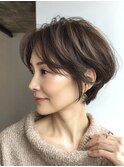 白髪ぼかしハイライト大人ショート