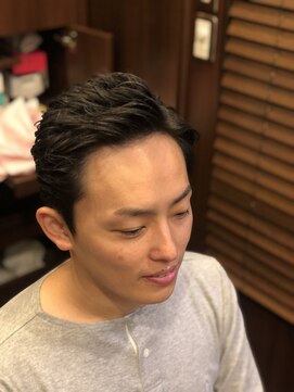 ヒロギンザバーバーショップ 神楽坂店(HIRO GINZA BARBER SHOP) 大人爽やかミディアム