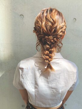 ディア(.eer) *:..三つ編み × 編みおろし..:*  (( before必見！))