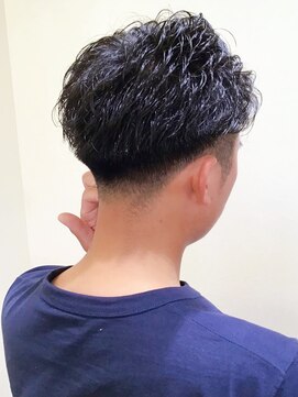 ラフィート(Hair Produce Rafeet) 清潔感たっぷり☆フェード風カット