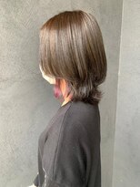 ニュートライズ(NEUTRIZE) 艶髪ウルフボブ×インナーカラー/ピンク