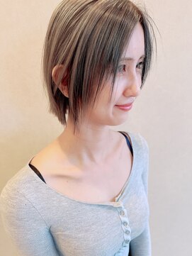 浪漫館 アールズコート(R's Court) ショートボブ 顔まわりレイヤー@伊達 10/31