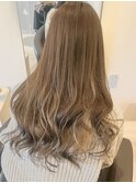 ミルクティーベージュ