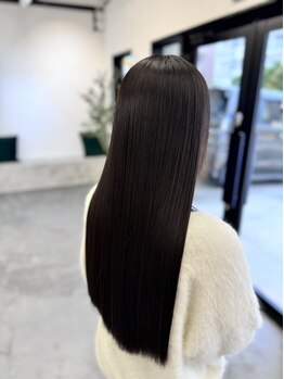 ペチカ(PEZZICA)の写真/ナチュラルストレートでずっと触っていたくなる髪質へ。忙しい朝も簡単スタイリング♪