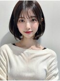 外ハネ前髪あり韓国風大人レイヤーボブカット