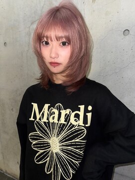 ラパンセヴェール(LA PENSEE VERT) ピンクベージュ×ミディアムレイヤーカット