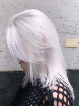 ザスリック 代官山(THE SLICK) ホワイトカラー