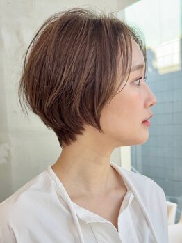 ビュートリアム 南青山(BEAUTRIUM)の写真/人気のイルミナカラーで艶感＆透明感UP！大人女性の魅力を引き出すカラーで、ワンランク上の仕上がりに＊