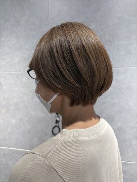 アングゥギャラリー(ungu GALLERY) ショートボブ/白髪ぼかしカラー