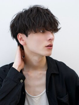 men's salon es. 新宿 メンズカット/メンズパーマ/メンズヘア【メンズサロン エス】 ニュアンスパーマ/波巻きツイストスパイラル[新宿/メンズ/men's]