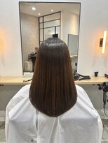 セラ(SERA)&nbsp;柔らかなうる艶ストレートヘア