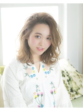 ロンドアベニール 北千住(Lond avenir) ゆるふわレイヤースタイル