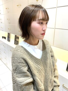 ビーハイブ 一番町店 アヴェダ(BEHIVE) ワイドバングボブと透明感ベージュ