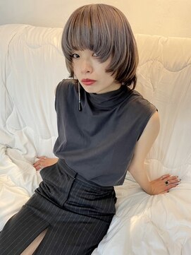 ザ アルゴンキン トウキョウ オヤマ(THE ALGONQUIN TOKYO OYAMA) マッシュウルフにムラ染めカラー