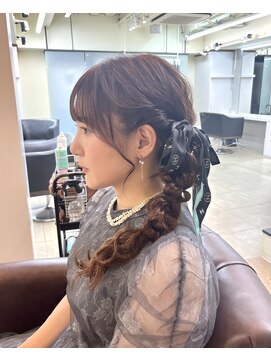 ディア(.eer) 写真が盛れる☆サイド編みおろし