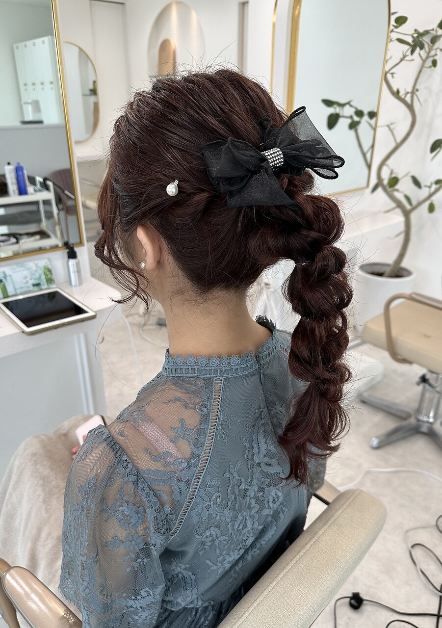 編み下ろしポニー☆結婚式アレンジ☆ヘアセット：L188978372｜レミエ