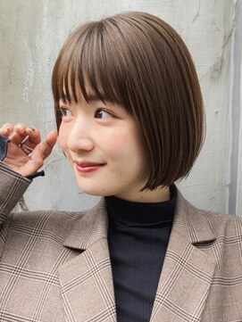 ノイ(noi) ショートカットショートボブ前下がりボブくびれショート