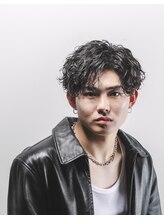ホワイト(WHITE) 波巻きパーマ/波巻きスパイラル/緩め波巻き/メンズパーマ