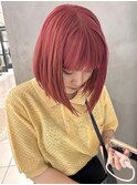 ボブブリーチ１回ピンクレッドカラー前髪ありハイトーン