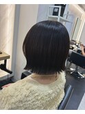 切りっぱなしミニボブ