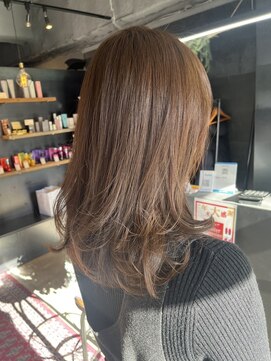 リンダイーロ(Linda Hiro) 【札幌円山】レイヤーカット/ローレイヤー/レイヤーカット