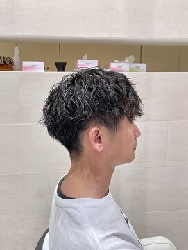 グラーツィェドゥーエ(GRAZIE due) メンズパーマ/マッシュショート