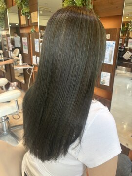 ルアナ バイ アトリエ(Luana by atorie) グリーン系