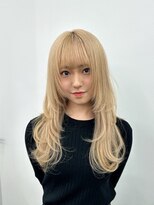 エゴ 池袋(EGO)&nbsp;10代20代30代レイヤーハッシュカットミルクティーベージュ