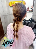 ラグズ 茅ヶ崎(LAGUZ)&nbsp;【ヘアセット】ラフ編みおろしポニーテール