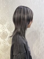 カルム(calm)&nbsp;ミディアムウルフとコントラストカラー