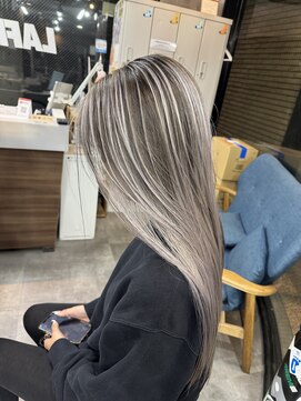 ラフ 難波店(LAFF) バレイヤージュ/シャドウルーツ/ハイライト/レイヤーカット