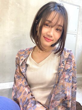 エイミー(Aimee) Aimee 町田　スレンダーボブ×フォギーベージュ