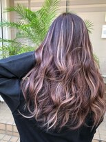 カルフール ロコ 草加西口店(Carrefour LOCO)&nbsp;コテ巻き風ゆるふわとアクセントカラー