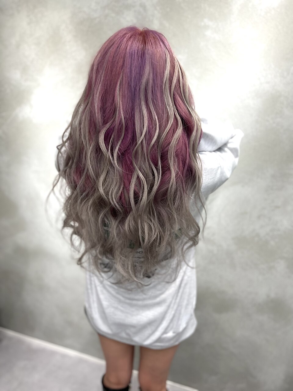 ピンクパープルカラー×シールエクステ 代表SE-YA：L180244384