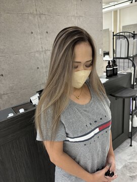 グランツ(Glanz) バレイヤージュグラデーションカラーハイトーン奈良橿原四日市