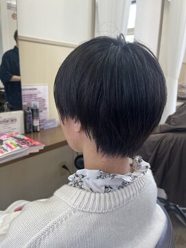 コアフィールフィス(COIFFURE fils) 《見附　今町》スッキリショートヘア