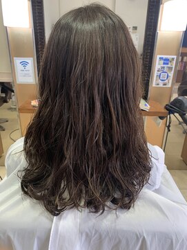 エミタス ヘア リゾート(EMITAS Hair Resort) デジタルパーマ/カーキベージュ
