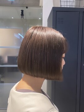 ブリッツバイレボ 船橋(BLITZ by REVO) ☆ beige color ☆【船橋/船橋駅】