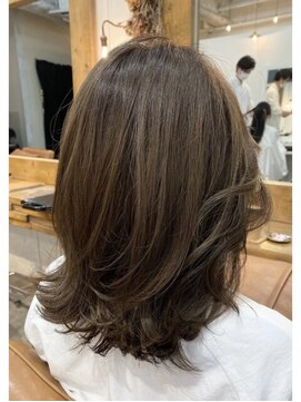 ニューライン 豪徳寺 山下(New-Line) アッシュベージュくびれヘア