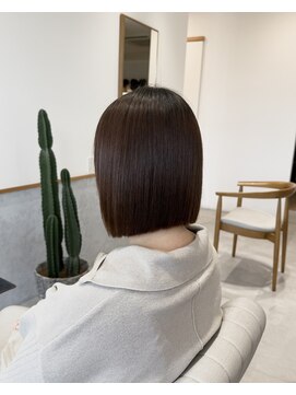 レンジヘアー(lange hair) straight × bob