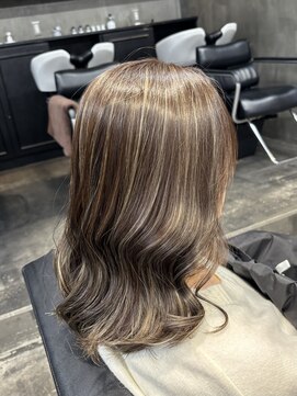 ローリー(Rowlly) 〇ハイライト