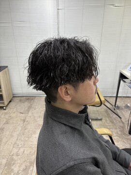 アジールヘア 所沢プロペ通り店(agir hair) センターパート韓国マッシュパーマブルーブラック