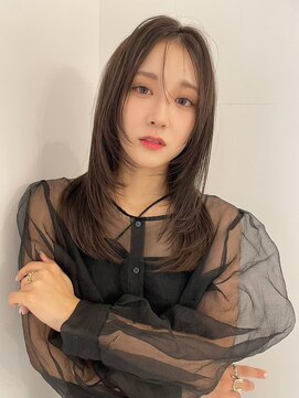 リコバイアフロート(riko by afloat) 【畑中正敏】20代30代40代◎ひし形レイヤーくびれレイヤー