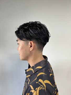 イッヒ 茅ヶ崎(IHHI) メンズショート/ニュアンスパーマ/フェザーショート