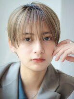 オーシャントーキョー サニー 原宿(OCEAN TOKYO Sunny)&nbsp;ハイトーンカラーフェザーパーマニュアンスパーマセンターパート